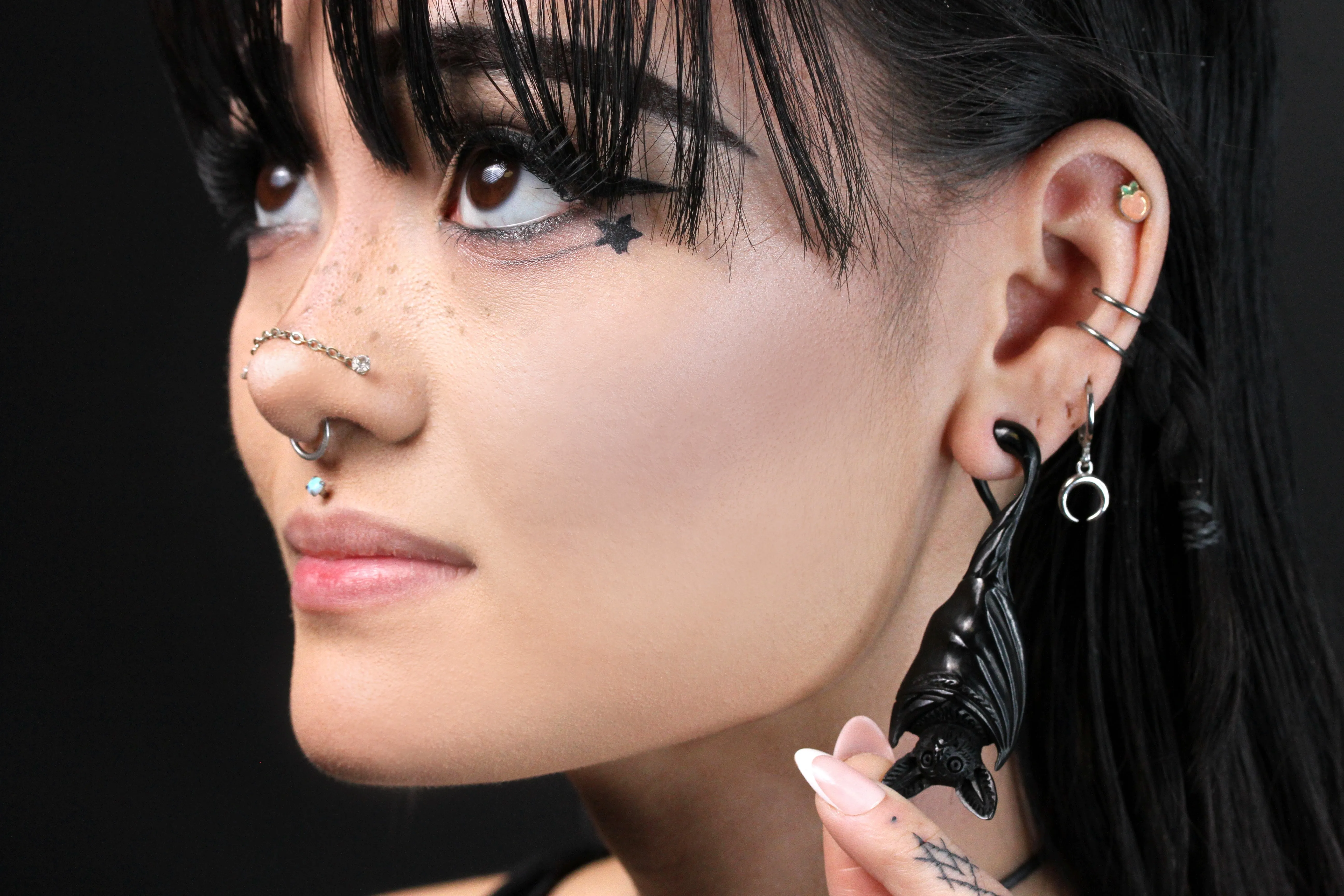 Bat Twisting Hanging Plugs (Pair) - B046
