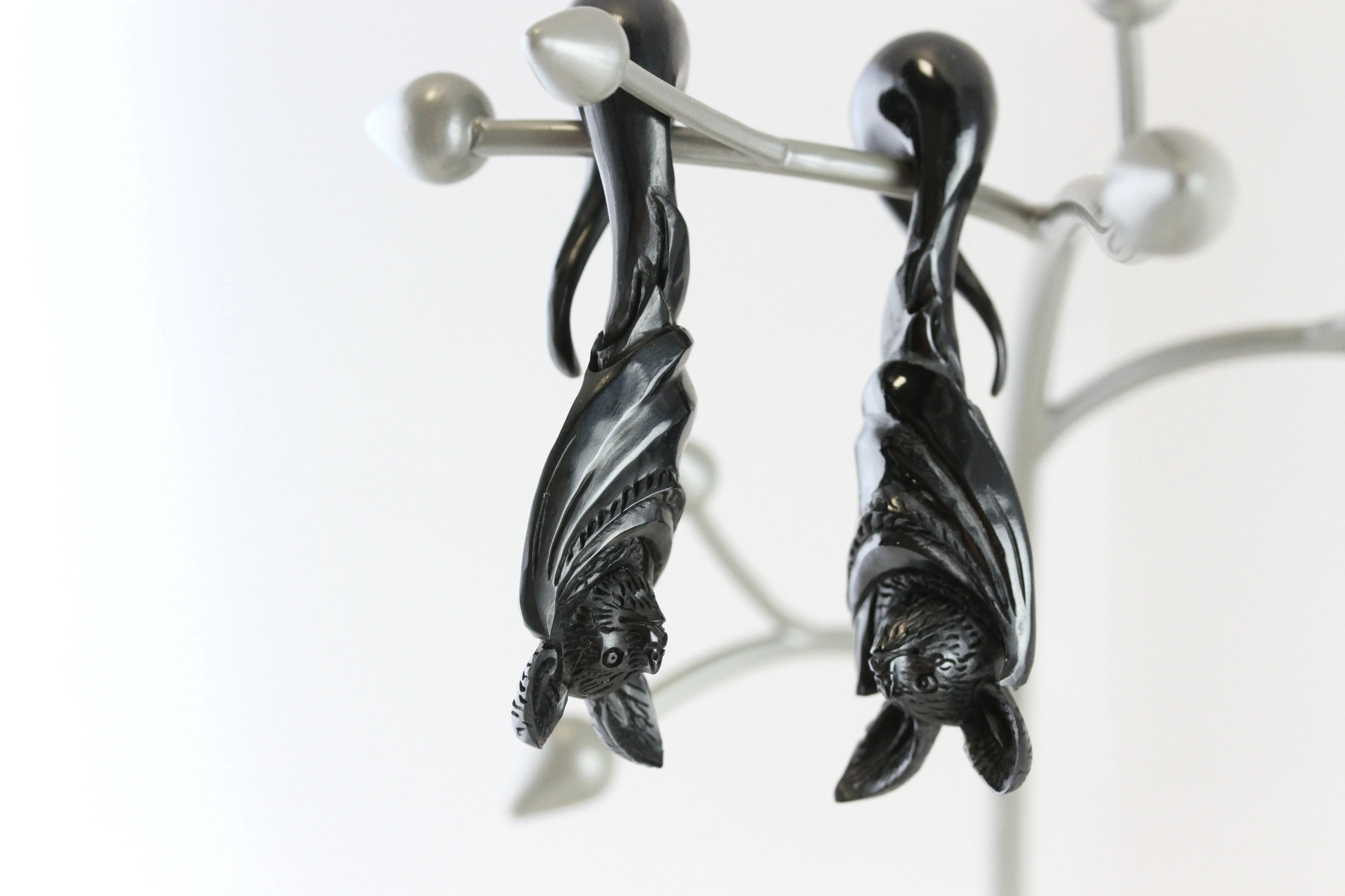 Bat Twisting Hanging Plugs (Pair) - B046