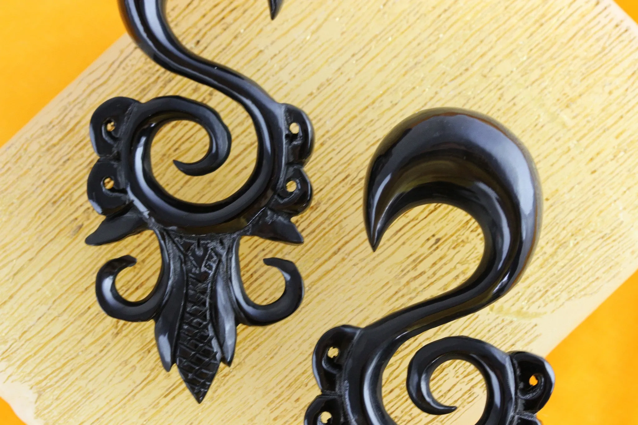 Black Carved Stretching Hanger Earrings (Pair)  - B010