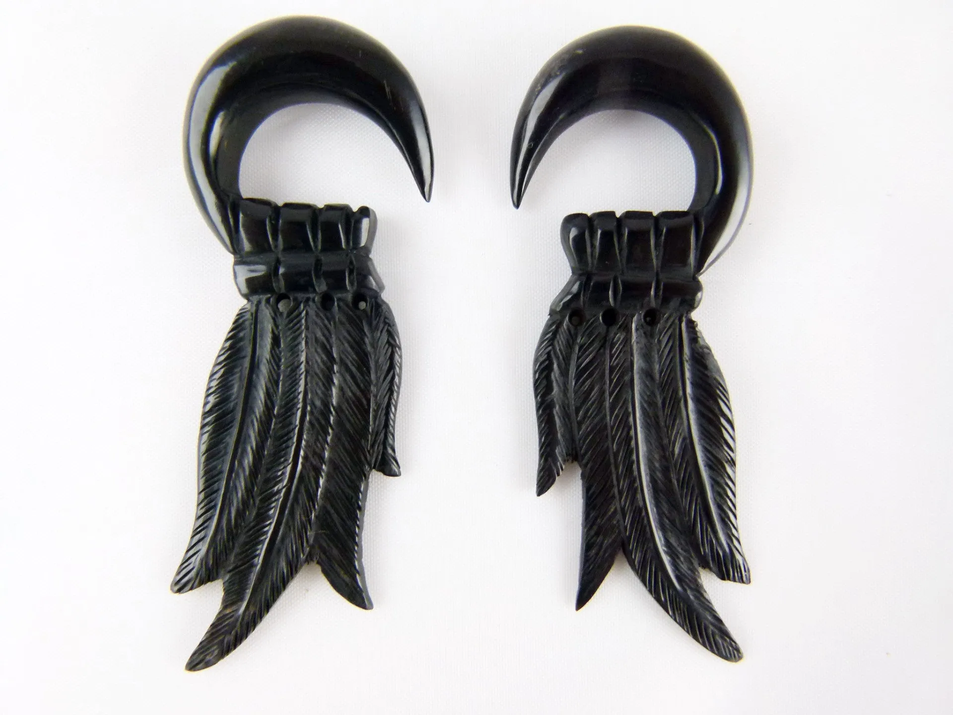 Black Four Feather Horn Hangers (Pair) - B027