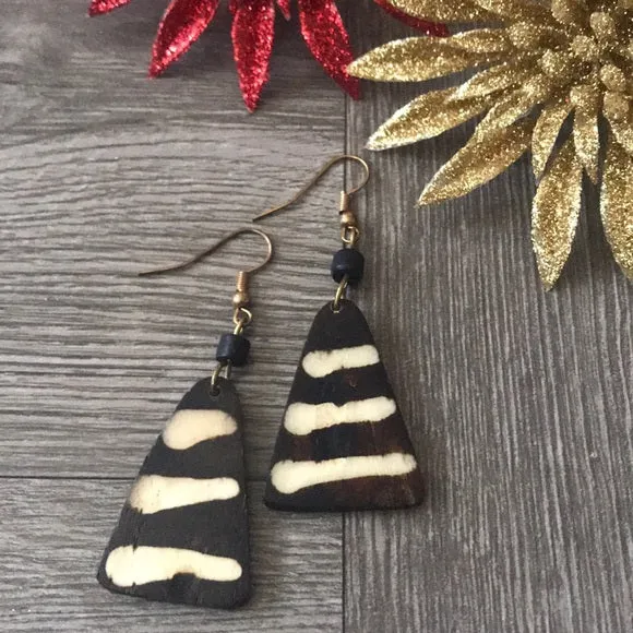 Ethnic African triangle cow bone earrings